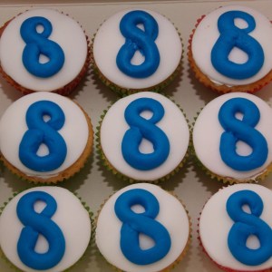 spiderman mini cupcakes