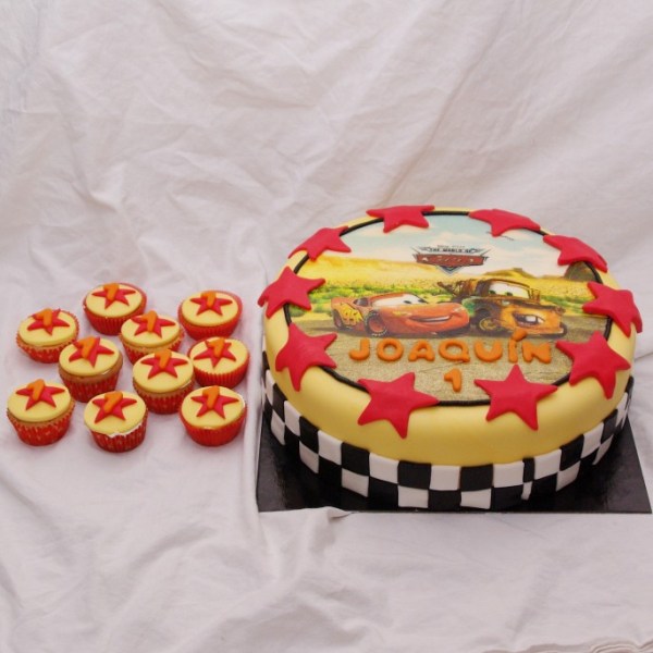 cars taart met eetbare print