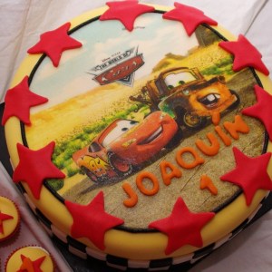 cars taart met eetbare print
