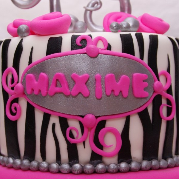 zebrataart met bijpassende cupcakes