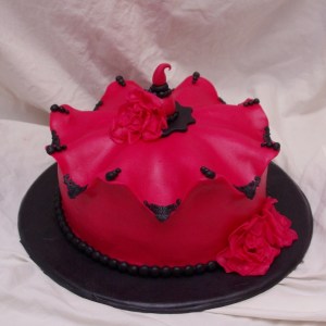 wavy edge taart zwart/roze