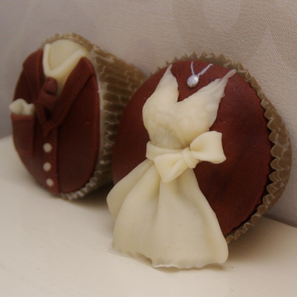 his en hers bruiloft cupcakes
