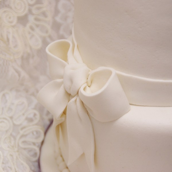 bruidstaart n.a.v. bruidsboeket (12,5 jarig jubileum)