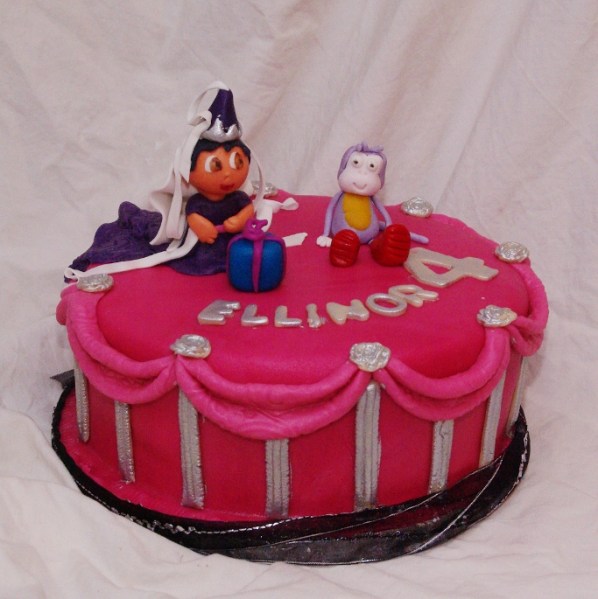 roze prinsessen dora taart