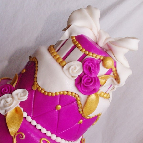 kleurrijke bruidstaart