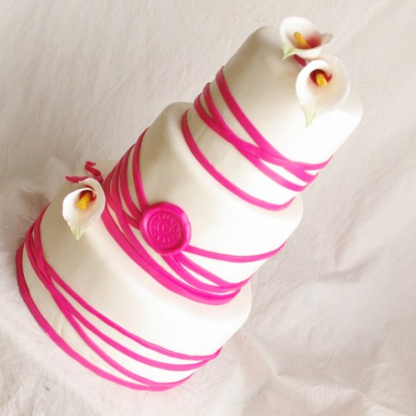 bruidstaart met gumpaste calla's