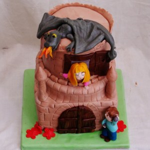 draak / kasteel / prinses taart draak / kasteel / prinses taart