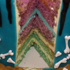 gekleurde cake halloweentaart