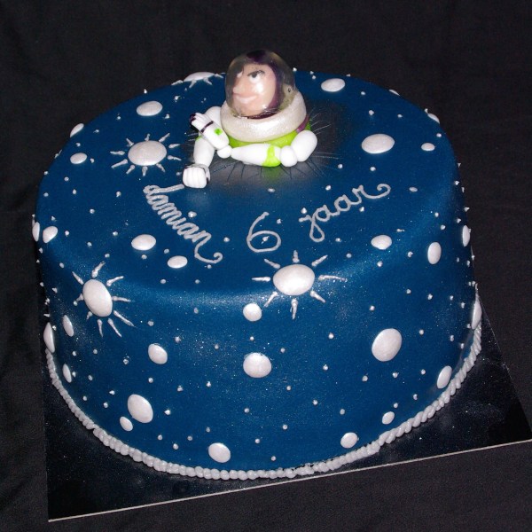 buzz lightyear toy story taart 