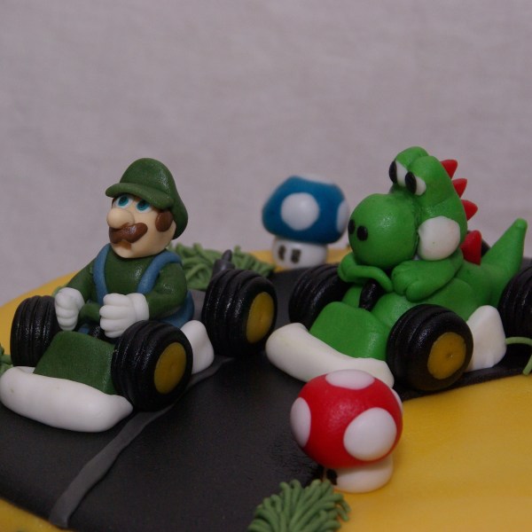 super mario kart taart met luigi en yoshi