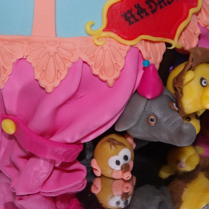 circus cake animals circustent taart