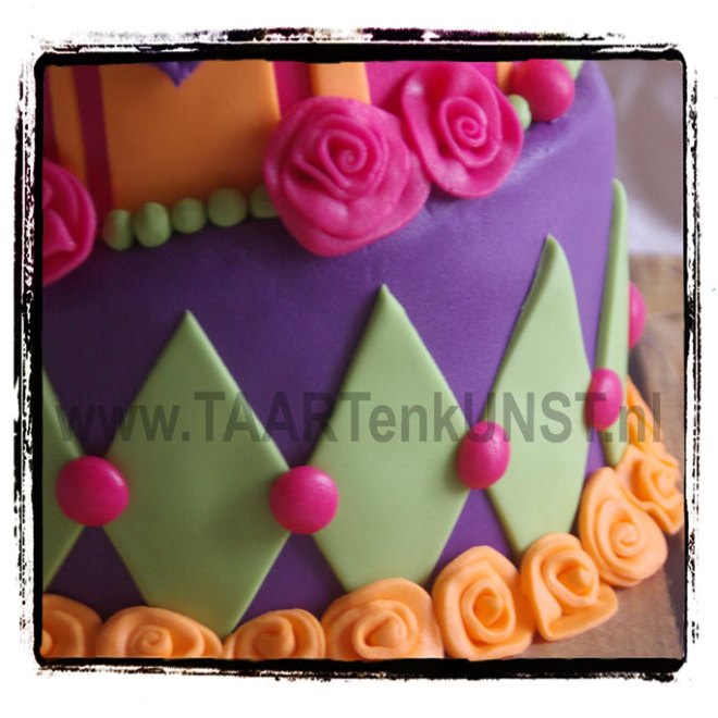 whimsical topsy turvy birthday cake taart