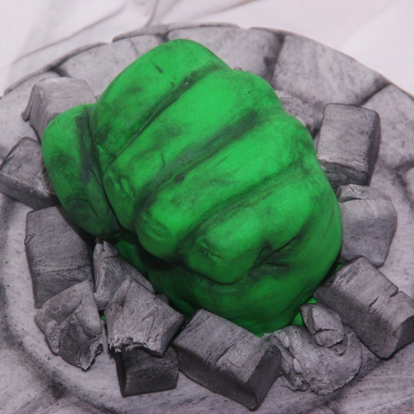 hulk vuist taart the incredible hulk fist cake taart