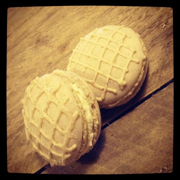 schiphol transavia macarons