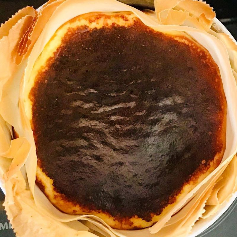 low carb Burnt Basque cheesecake